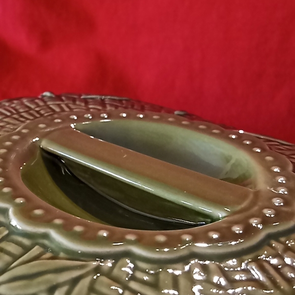 TEMP-TATIONS Presentable Ovenware Covered Green Casserole Dish. 4 Qt. by Tara. - Picture 16 of 16